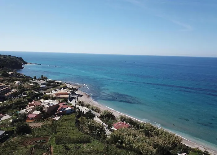 Eleni Paramonas (Corfu)