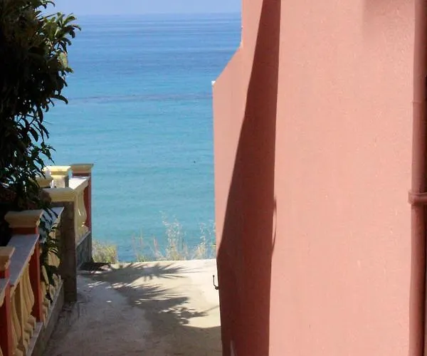 Eleni Paramonas (Corfu)